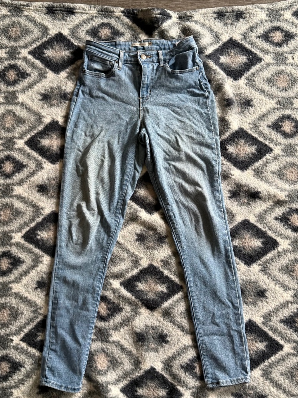Levi’s 721 High Rise Skinny Jeans Women’s Size 28x32 Light Wash Denim